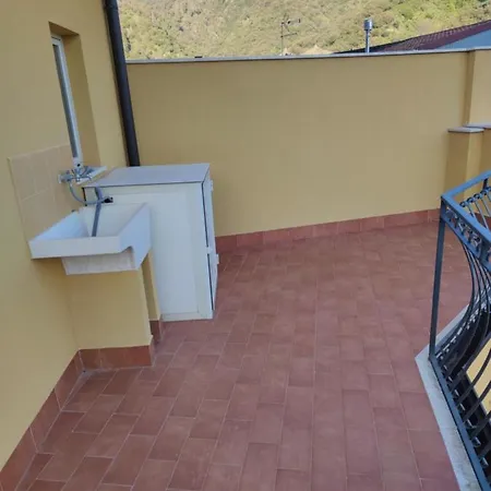 Gole Alcantara Pafumi Apartment